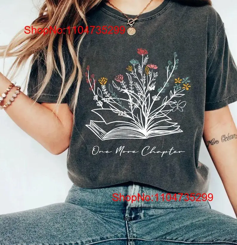 Vintage Fashion Knitwear Book - Buch-T-Shirt „One More Chapter Reading Books