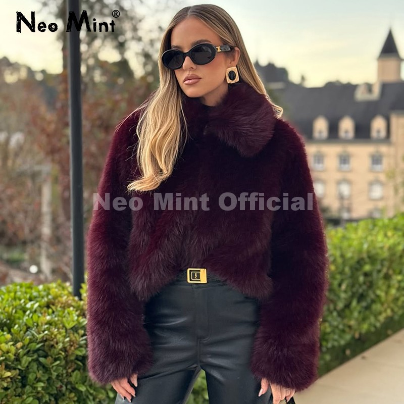 Vintage Fashion Bloggers - Neo Mint Ins Blogger Marke Mode