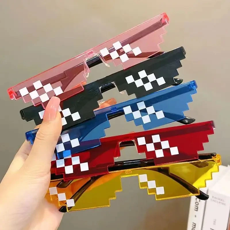 Quirky Vintage Fashion - Neue lustige, ausgefallene Damenbrillen, mehrfarbige Pixel-Vintage-Brillen