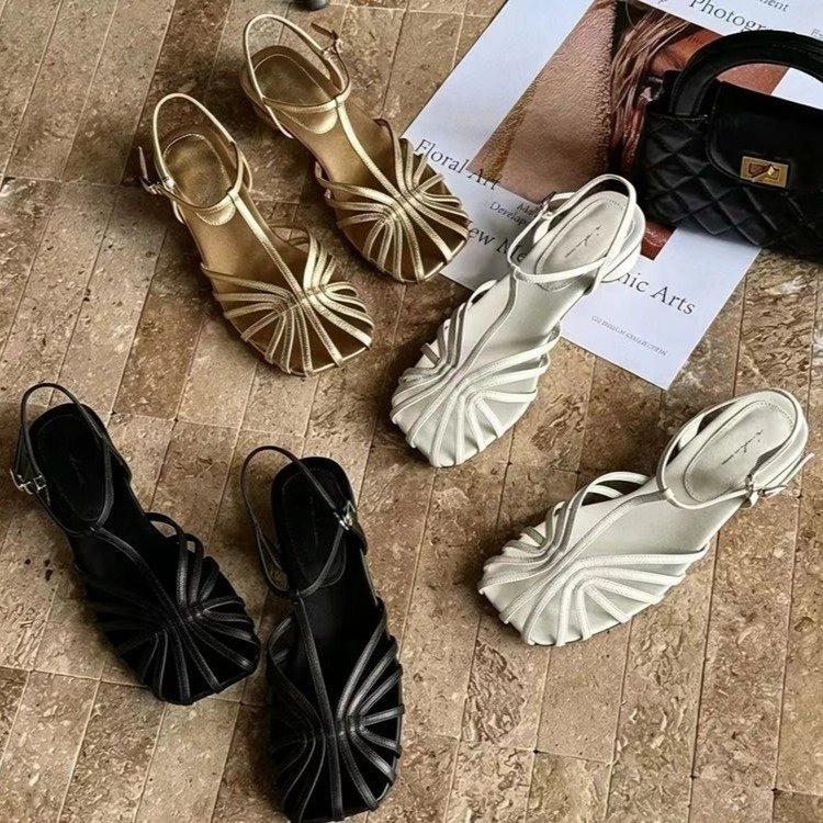 Französische Vintage-Sandalen  – Vintage Fashion Style Bewertung und Preis