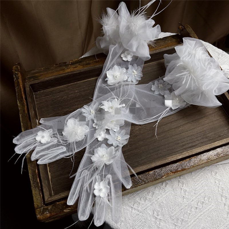 Damen elegante Blumen feder la – Vintage Fashion Photographers Bewertung und Preis
