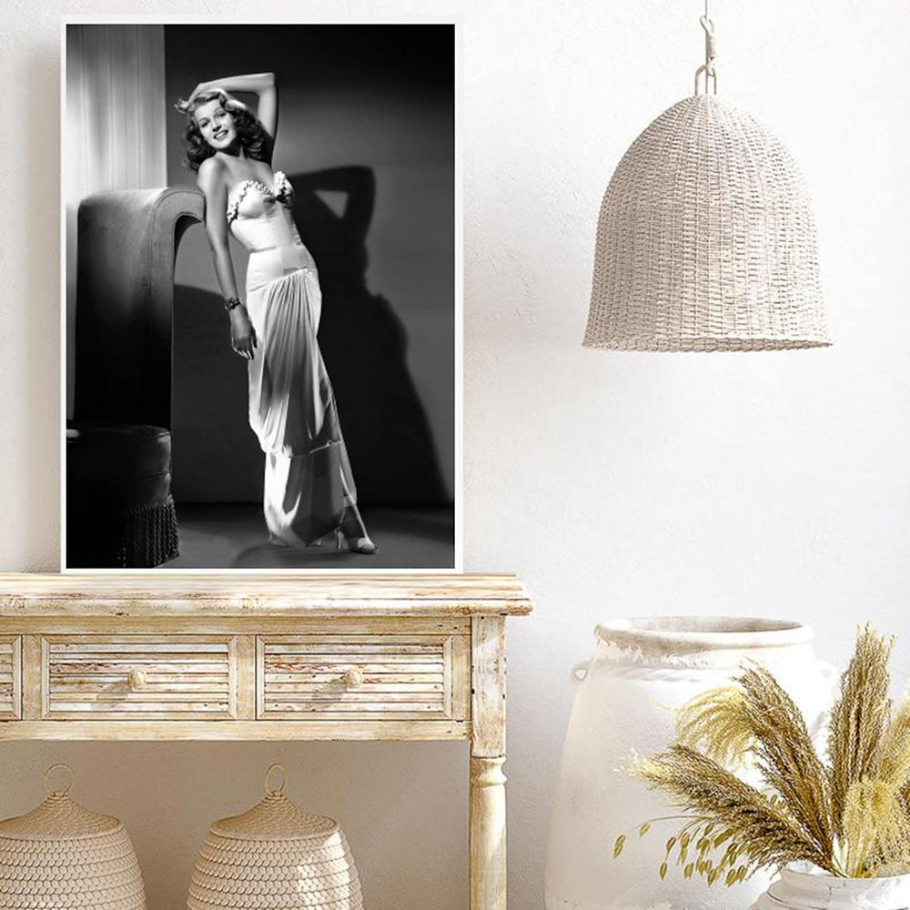 Rita Hayworth Poster, Schwarz  – Vintage Fashion Prints For Wall Bewertung und Preis